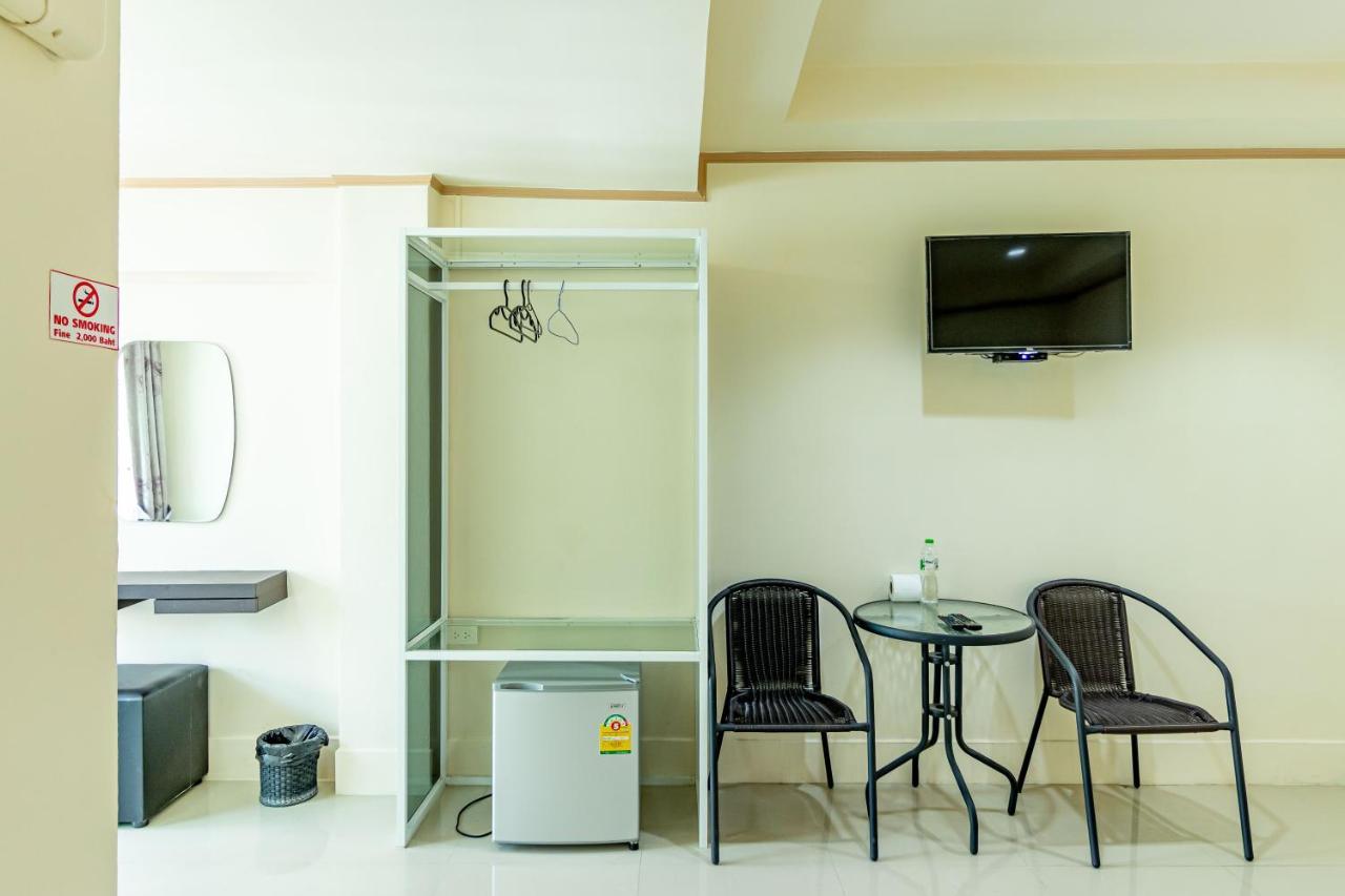 Ice Residence Hotel Bang Sao Thong Екстер'єр фото