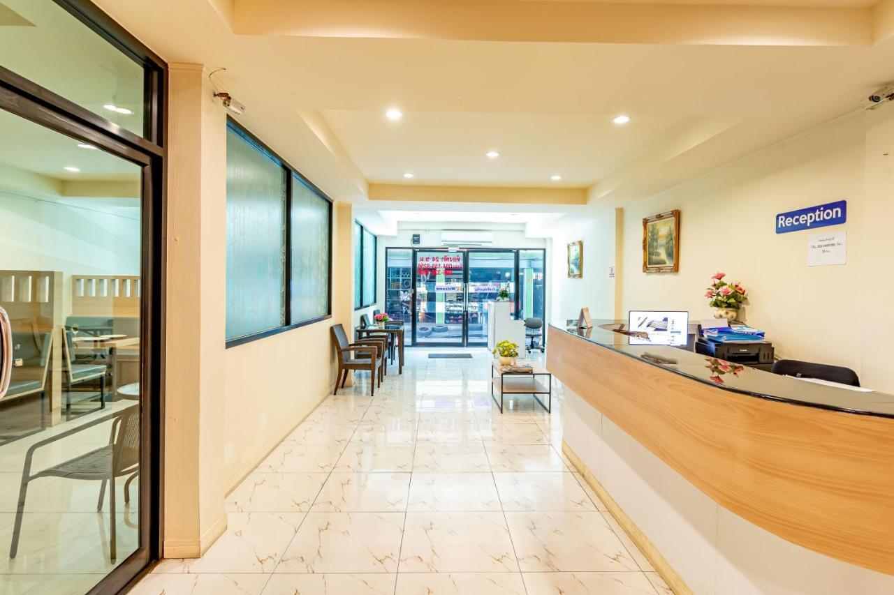 Ice Residence Hotel Bang Sao Thong Екстер'єр фото