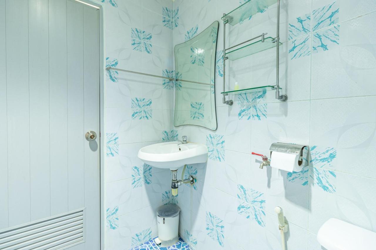 Ice Residence Hotel Bang Sao Thong Екстер'єр фото